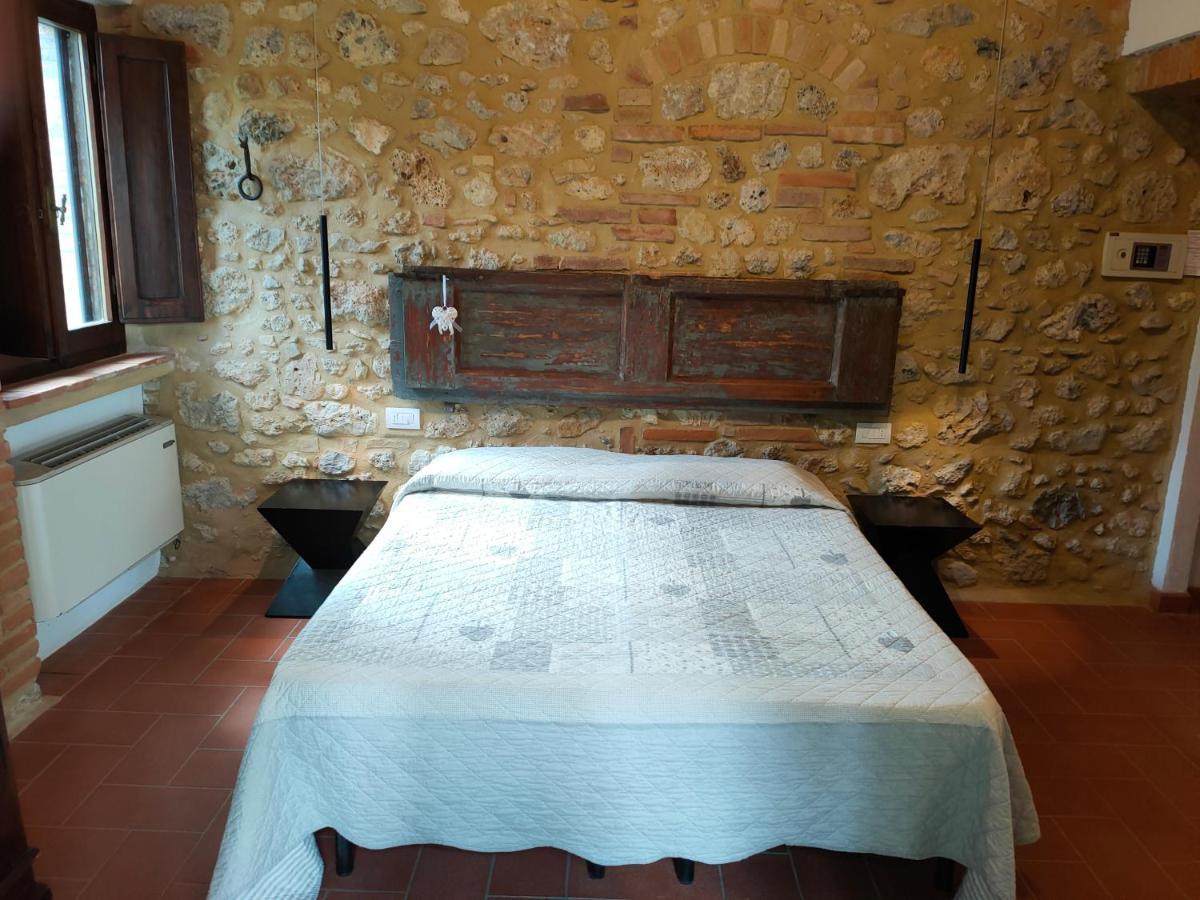 Agriturismo Casanova Di Pescille ซานจีมิญญาโน ภายนอก รูปภาพ