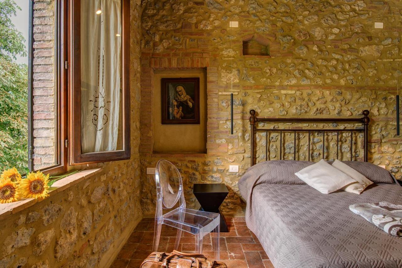 Agriturismo Casanova Di Pescille ซานจีมิญญาโน ภายนอก รูปภาพ
