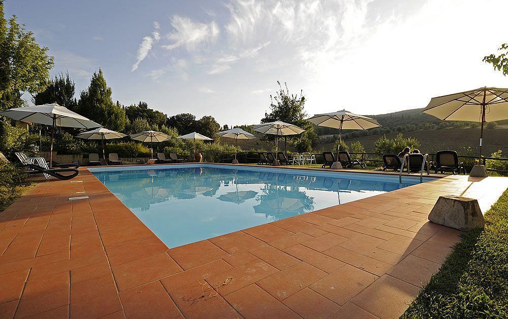 Agriturismo Casanova Di Pescille ซานจีมิญญาโน ภายนอก รูปภาพ