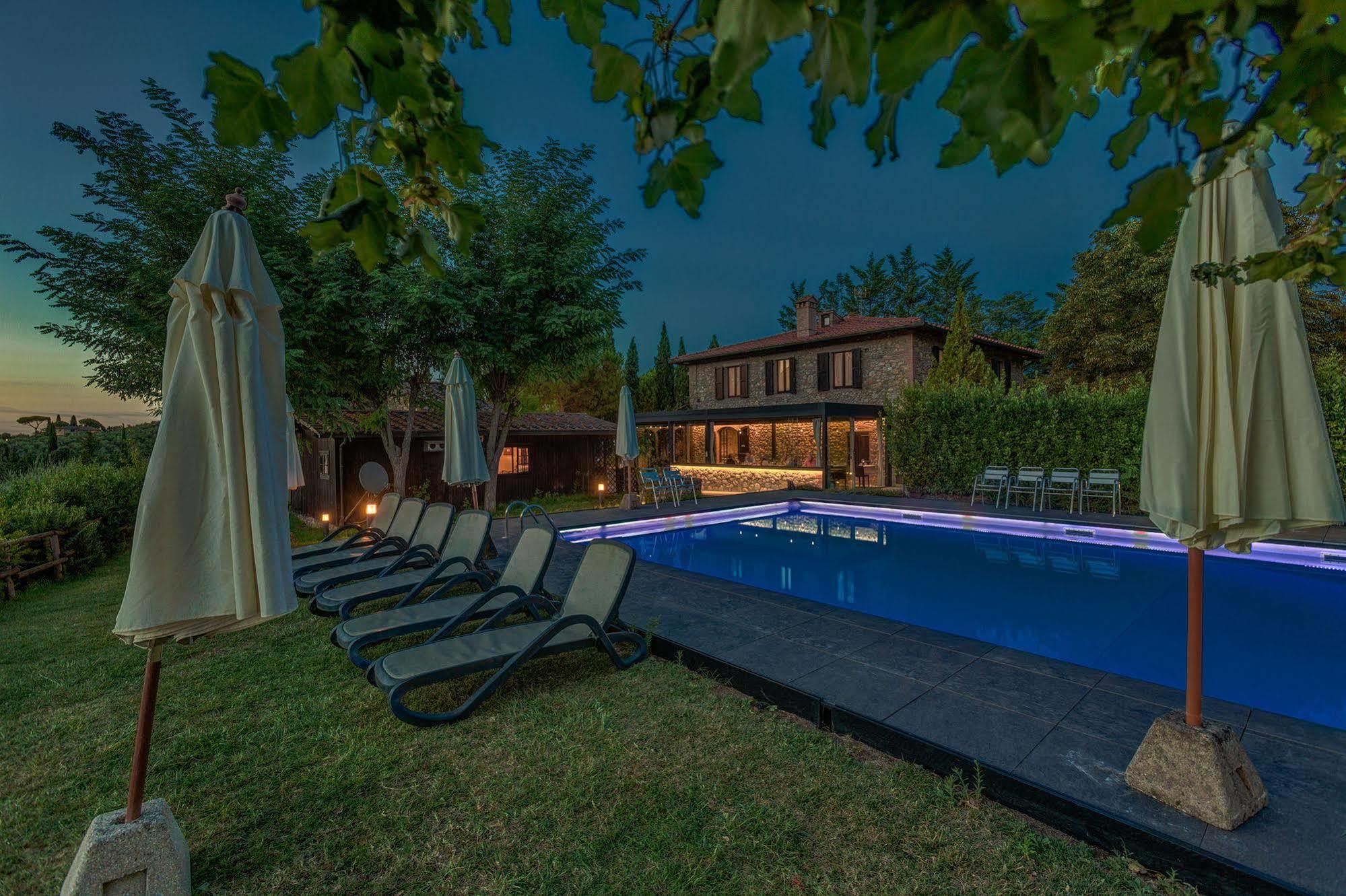 Agriturismo Casanova Di Pescille ซานจีมิญญาโน ภายนอก รูปภาพ